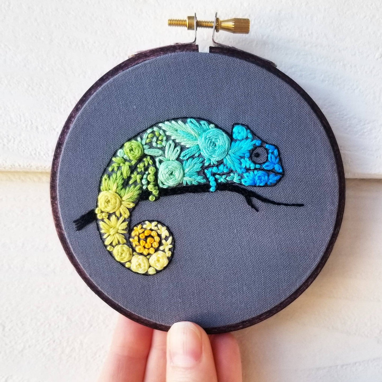 Jessica Long Embroidery - Chameleon Beginner Needlepoint Kit